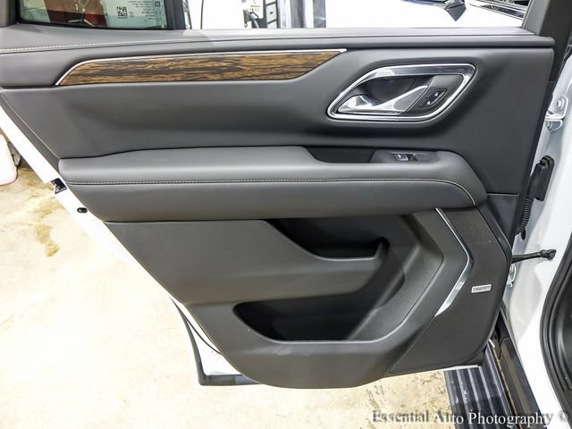 Used 2024 Summit White Chevrolet Premier image 23