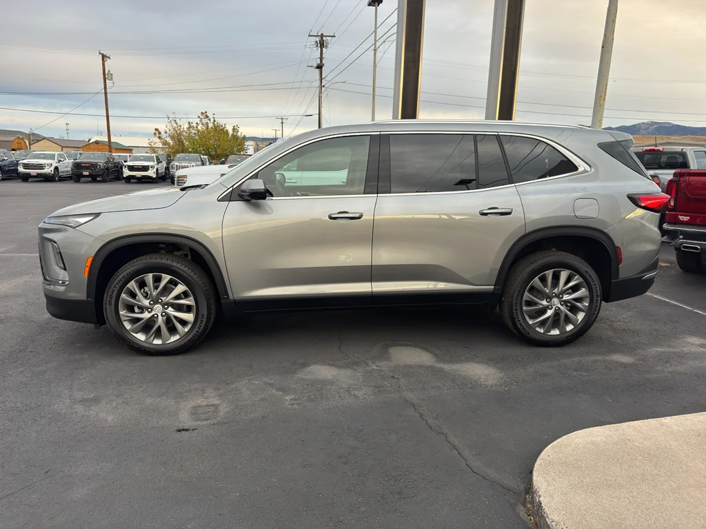 2026 Buick Enclave Preferred AWD's photo