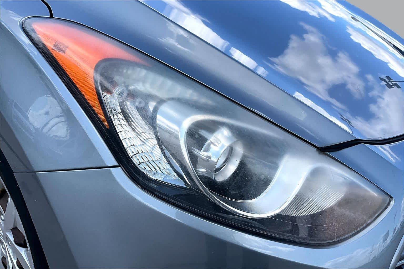 Used 2016 Titanium Gray Metallic Hyundai  image 27