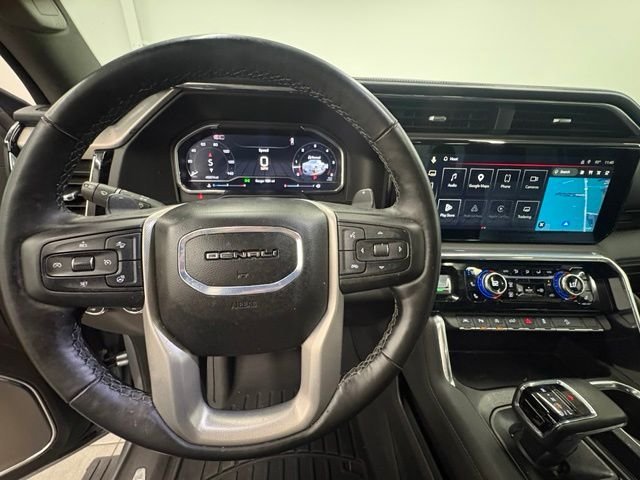 Used 2025 Silver GMC Denali image 20