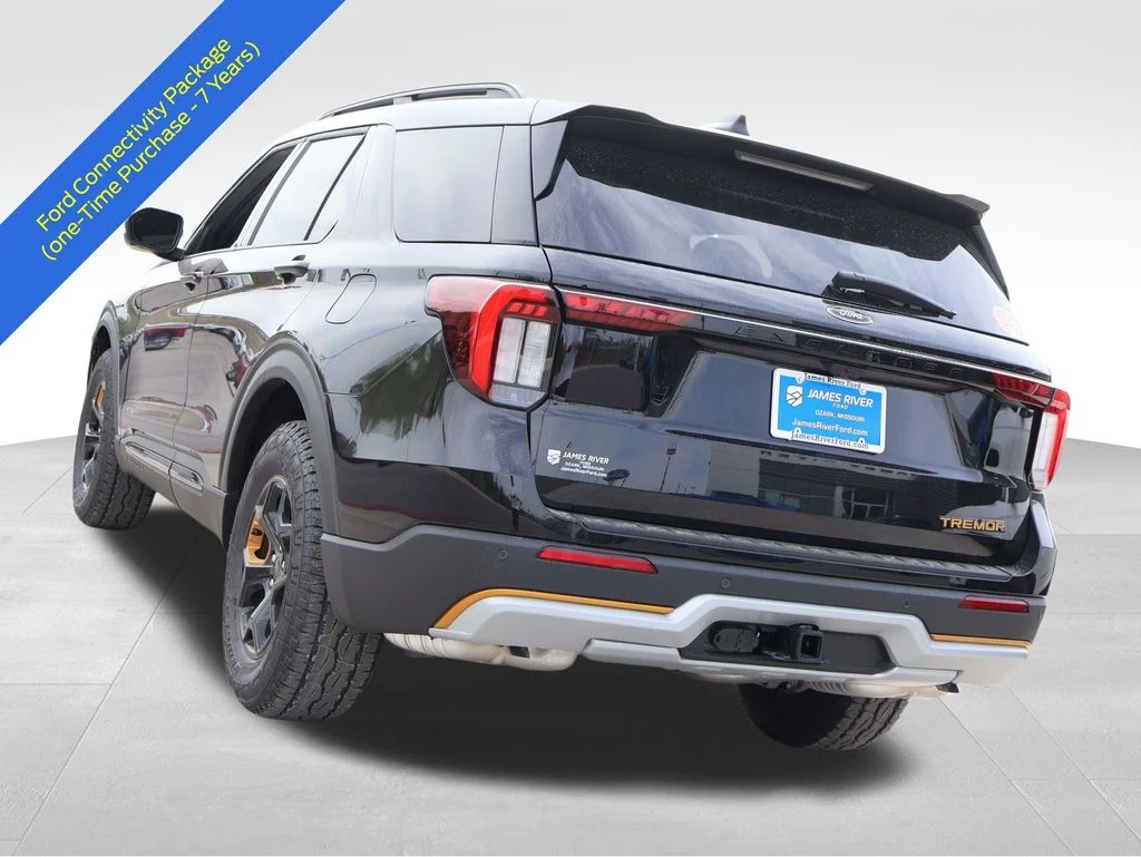 New 2026 Agate Black Metallic Ford Tremor® image 3