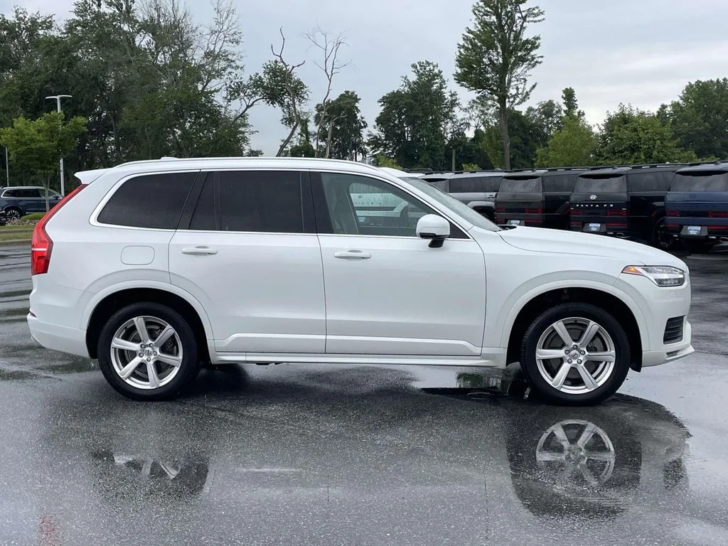2021 Volvo XC90 Momentum - Photo 27