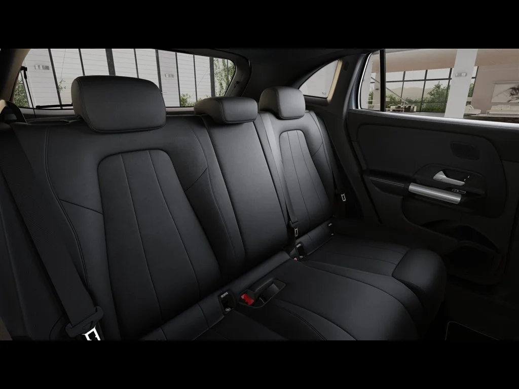 New 2026 Cirrus Silver Metallic Mercedes-Benz GLA 250 image 87