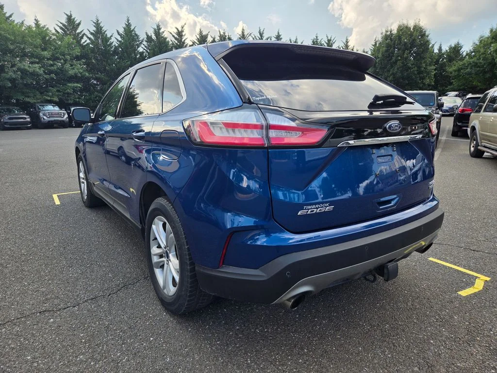 Used 2020 Blue Ford SEL image 5