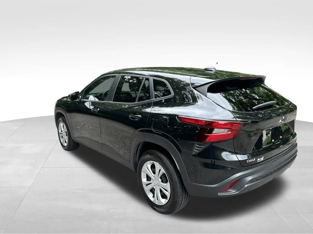 Used 2024 Black Chevrolet LS image 3