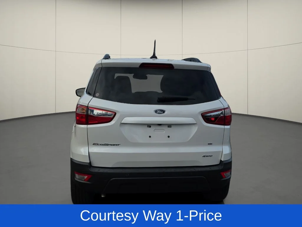 Used 2020 White Ford SE image 8