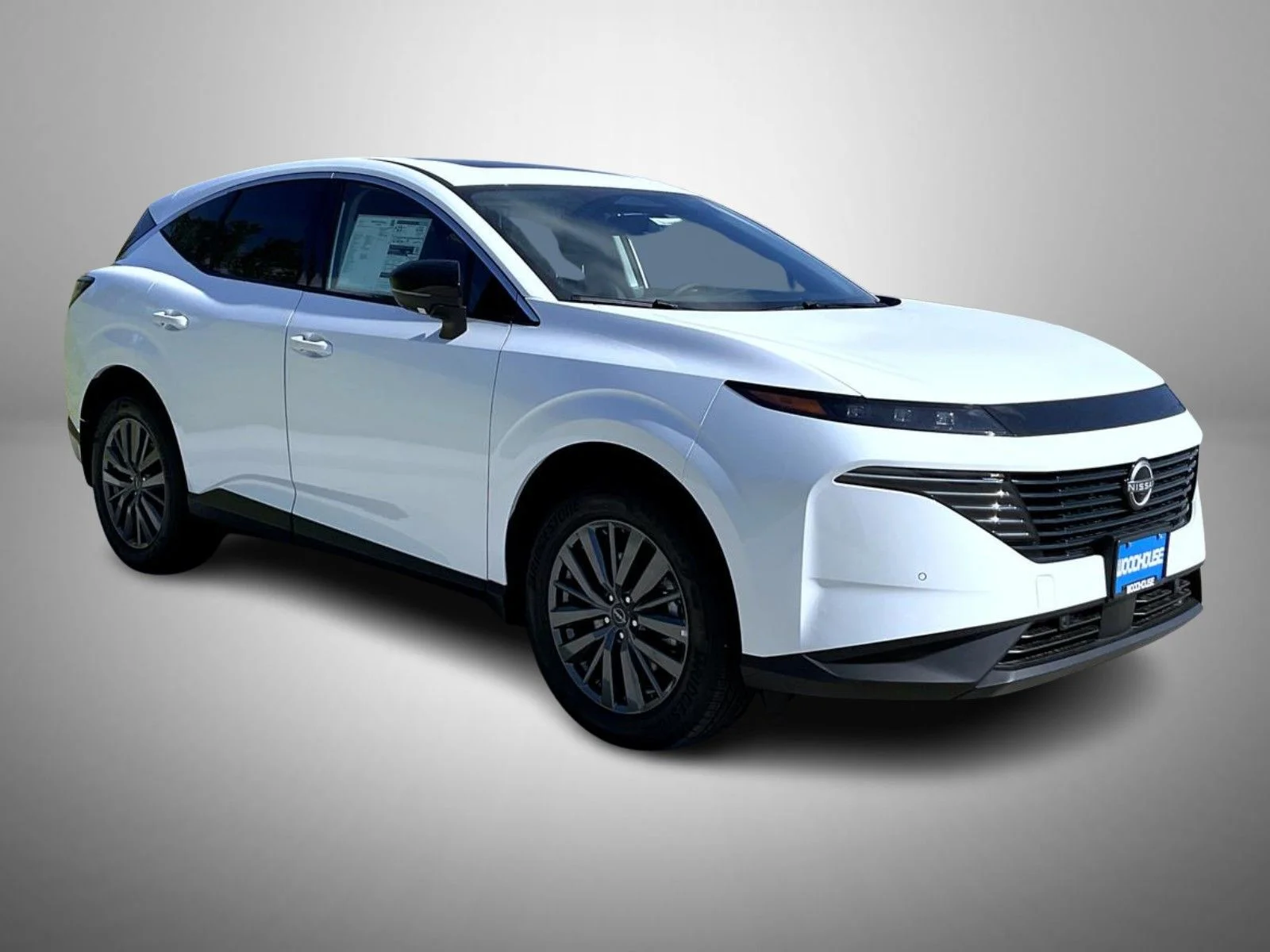 New 2026 White Nissan SL image 3