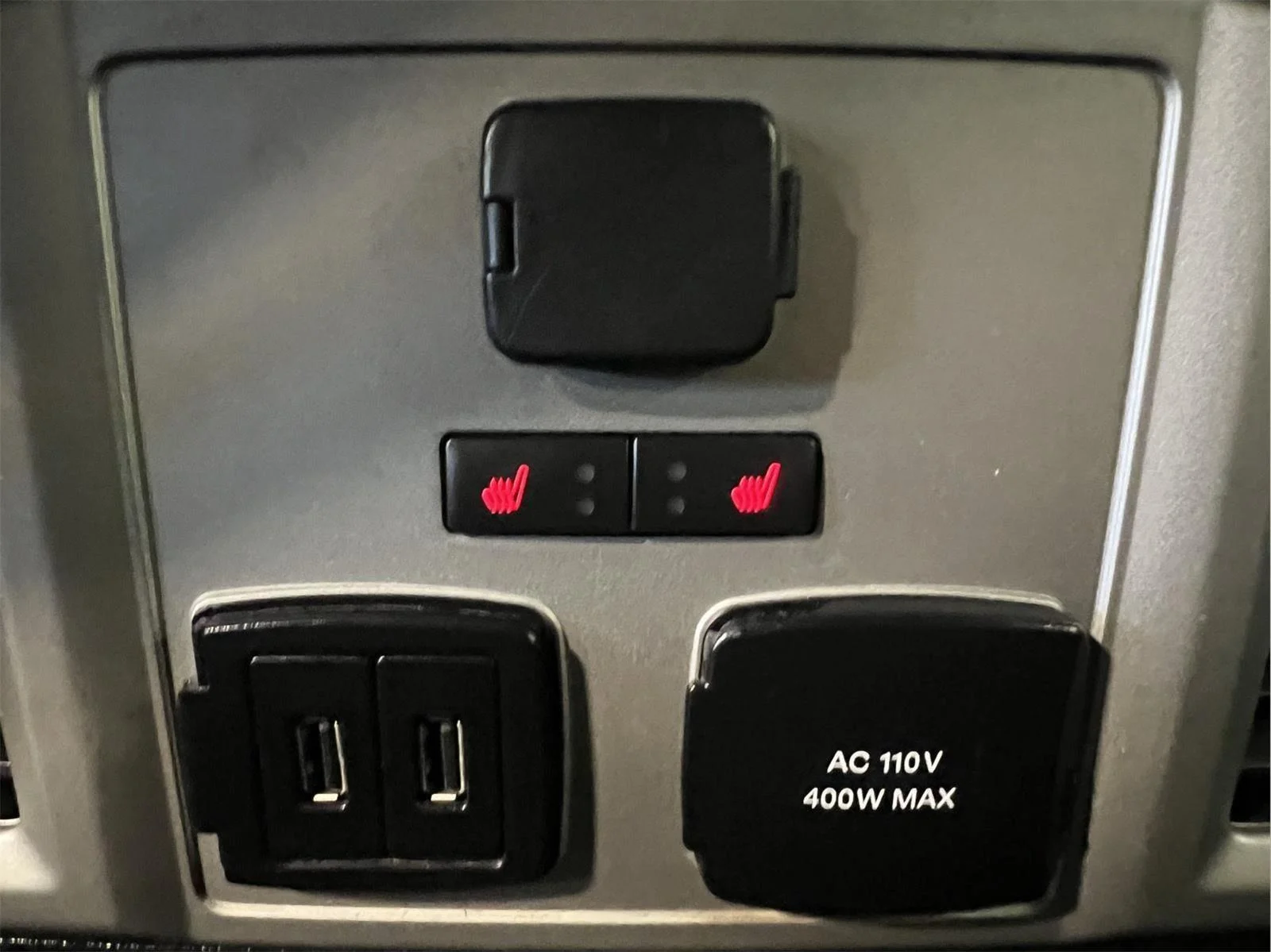Used 2019 Blue Jeans FORD LARIAT image 21