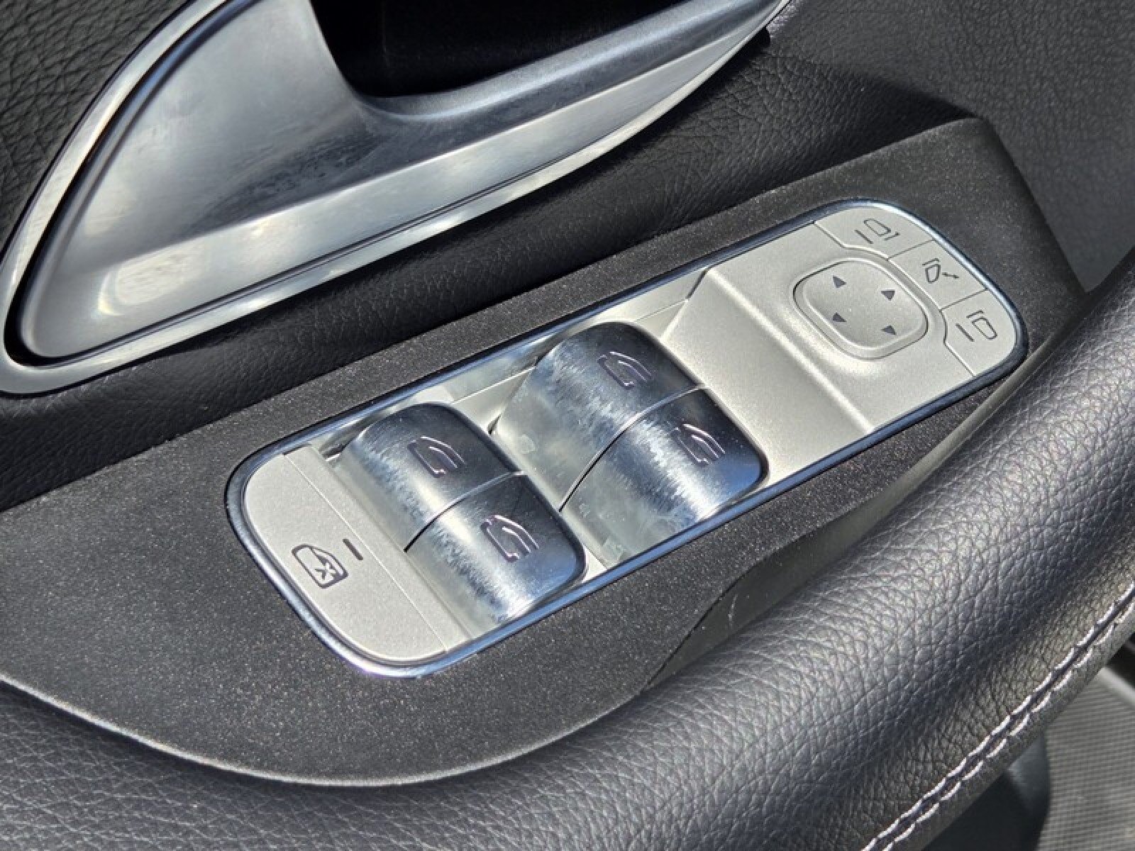 Used 2026 Selenite Grey Metallic Mercedes-Benz GLE 350 4MATIC® SUV image 24