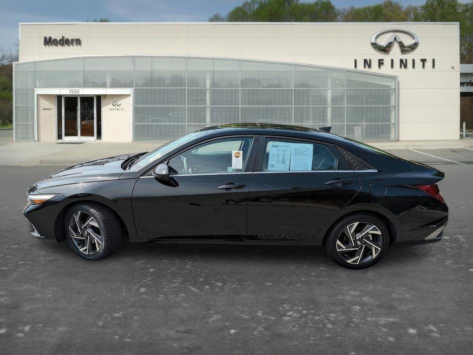 Used 2025 Abyss Black Hyundai SEL Convenience image 6