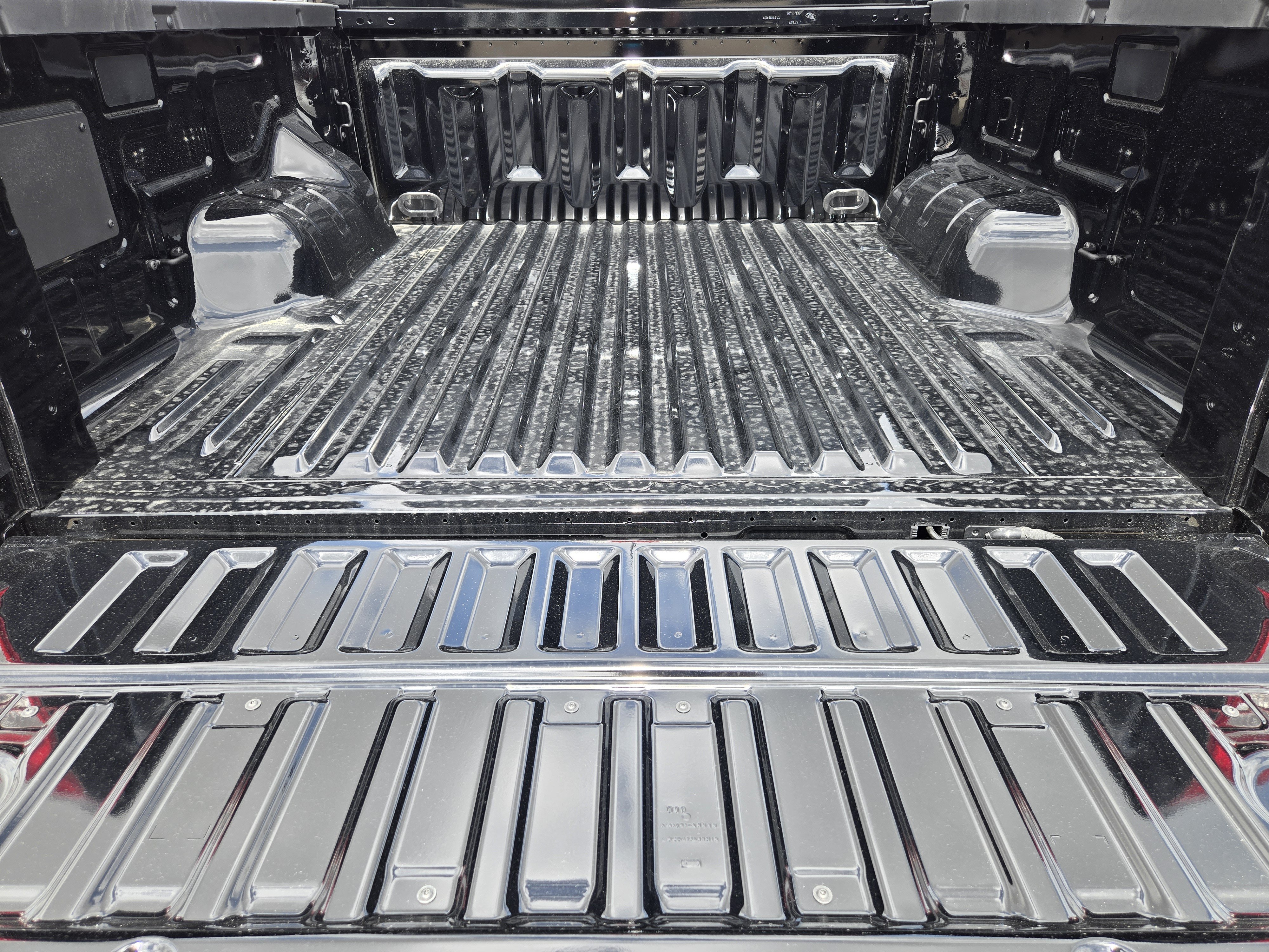 New 2026 Shadow Black Ford XL image 21