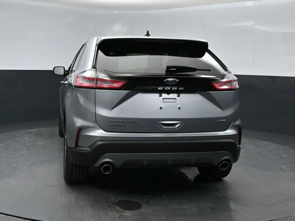 2024 Ford Edge Titanium - Photo 4