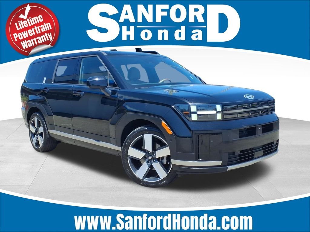 Used 2025 Phantom Black Hyundai Limited image 1