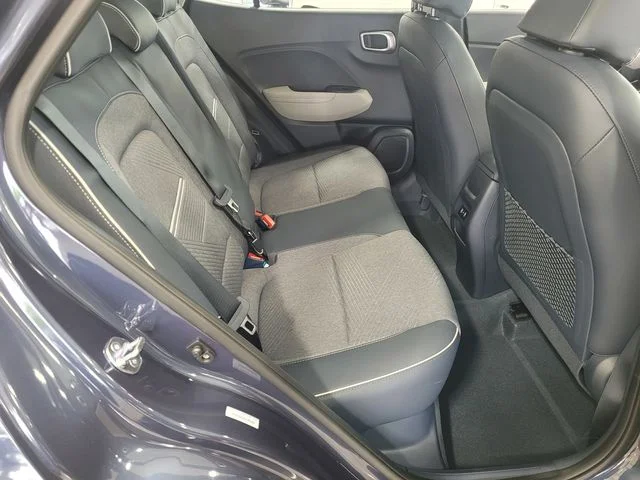 Used 2025 White Hyundai Limited image 18