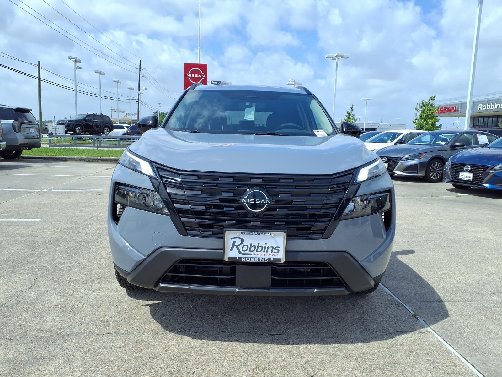 2026 Nissan Rogue Dark Armor™ Gray at Robbins Nissan