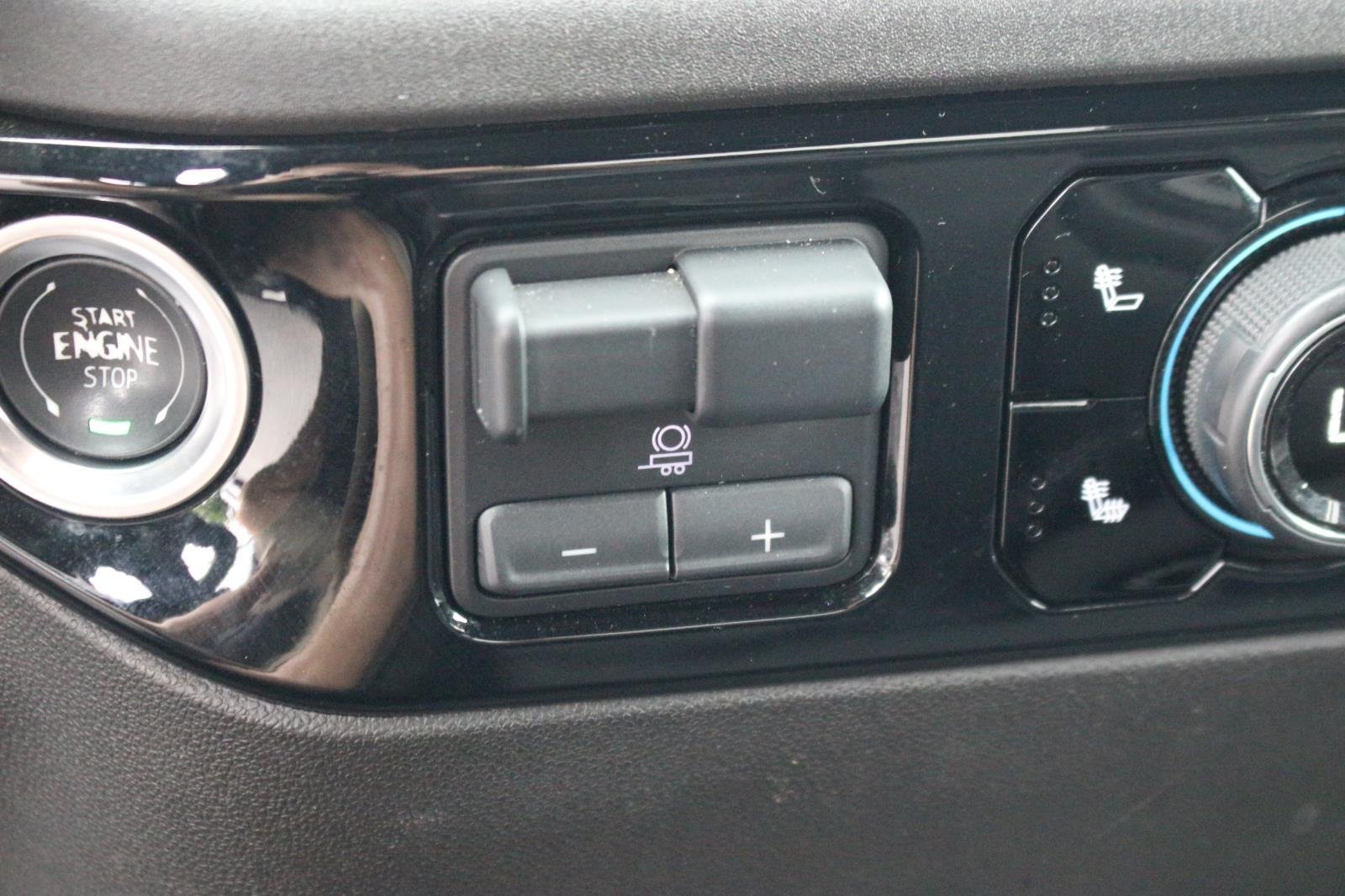 Used 2025 Black Chevrolet LT image 25