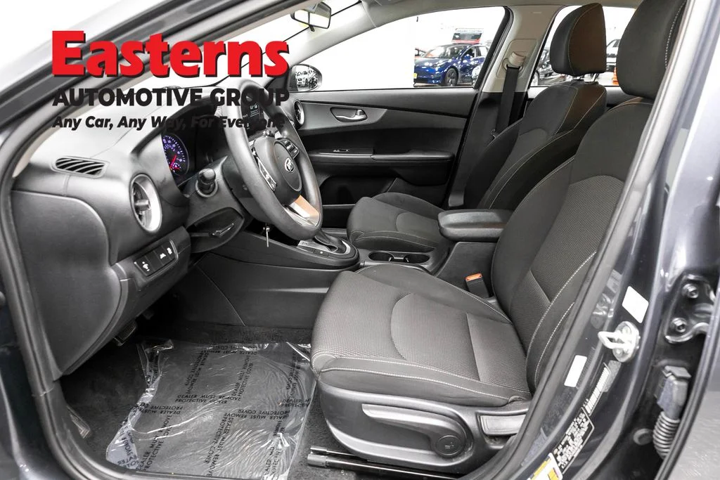 Used 2021 Gray Kia FE image 13
