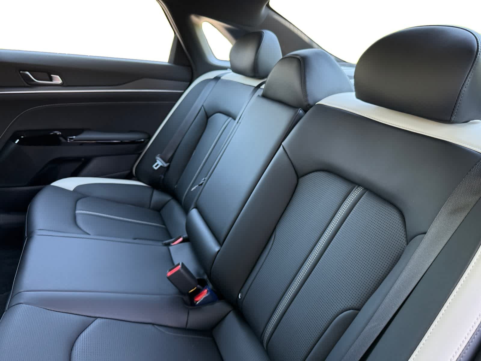 New 2026 Aurora Black Pearl Kia GT-Line AWD image 22