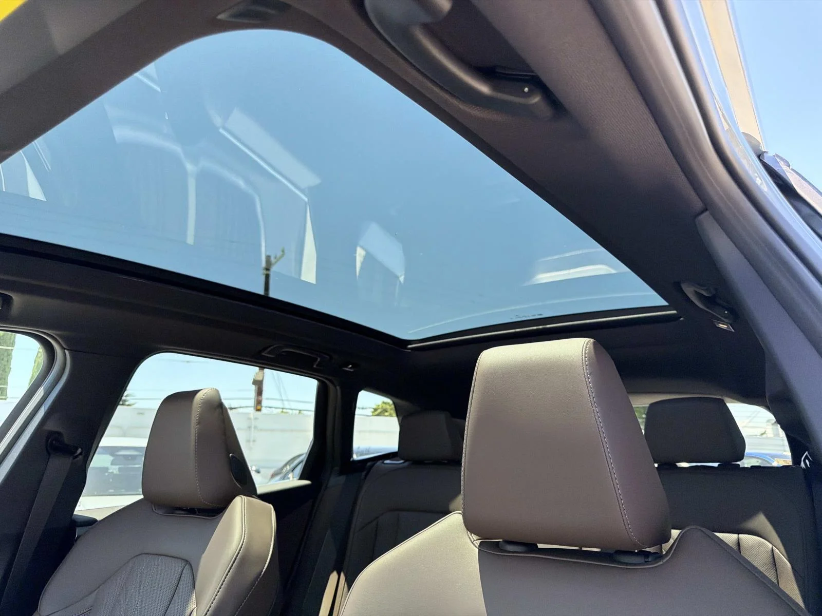 New 2026 Skyscraper Grey Metallic BMW 30 xDrive image 16