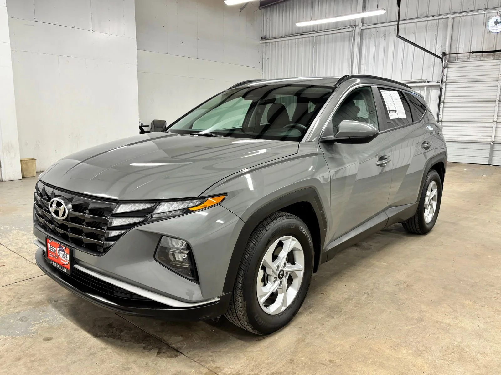 Used 2024 Gray Hyundai SEL image 3