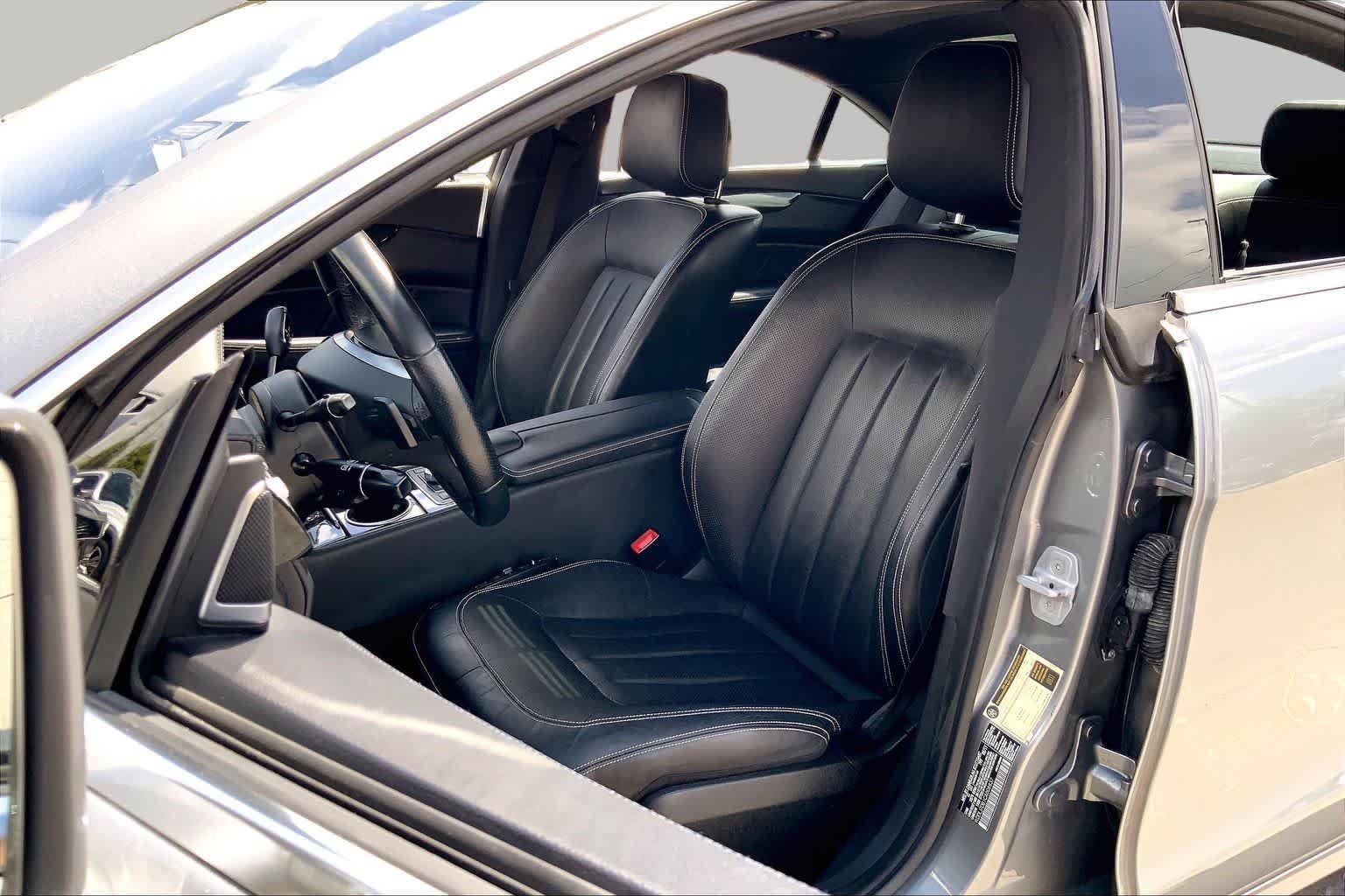 Pre-Owned 2012 Mercedes-Benz CLS 550