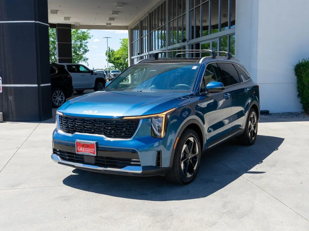 New 2026 Mineral Blue Kia EX image 3