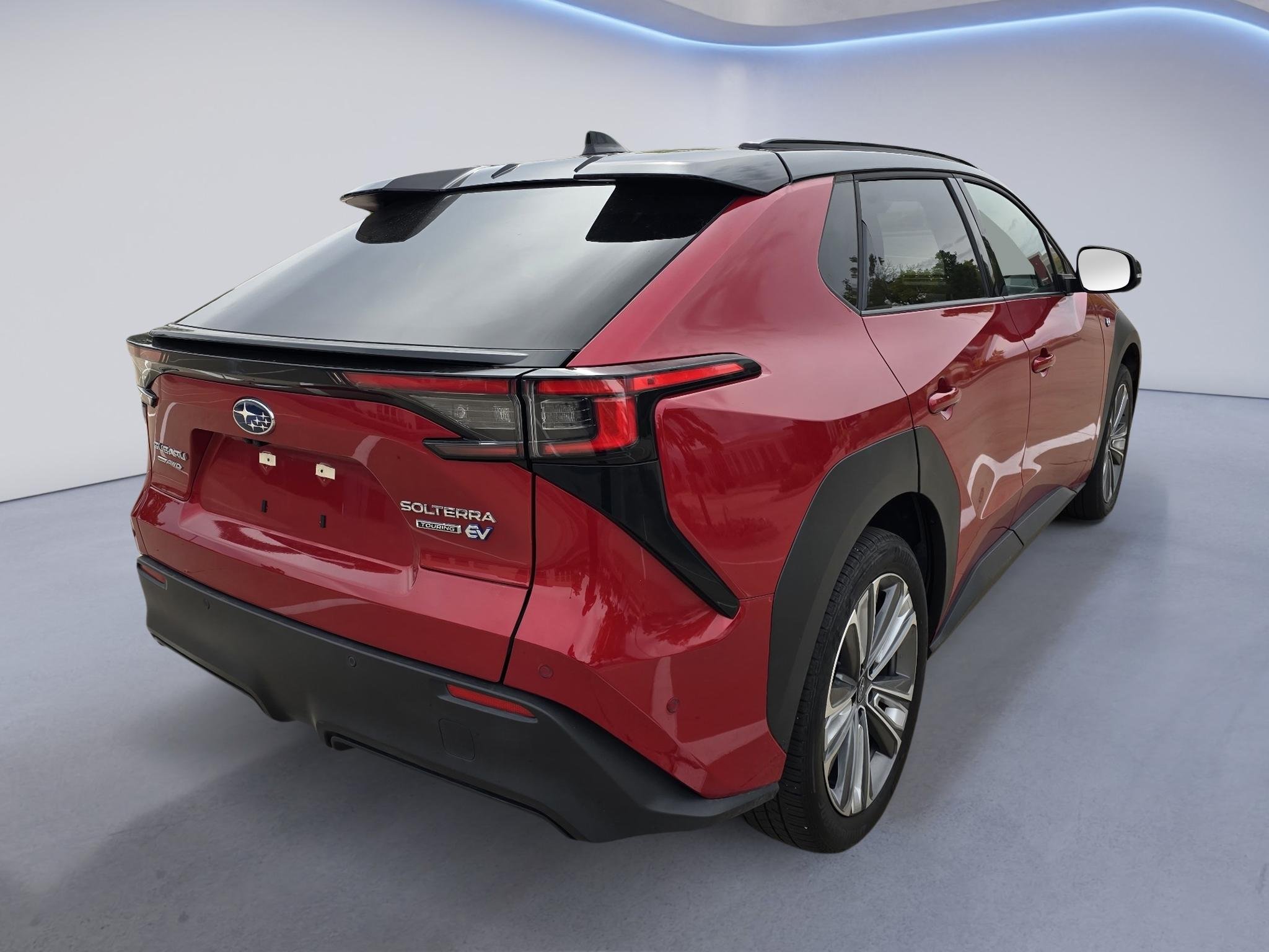 Used 2023 Elemental Red Pearl 2-Tone Subaru Touring image 6