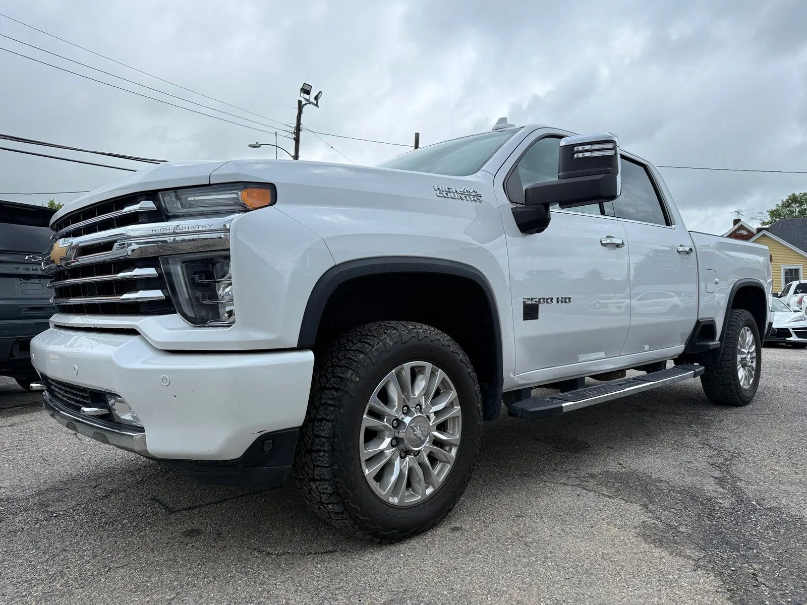 Used 2020 Beige Chevrolet High Country image 2
