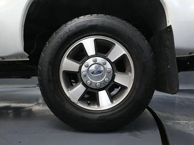 Used 2015 White Ford Lariat image 14
