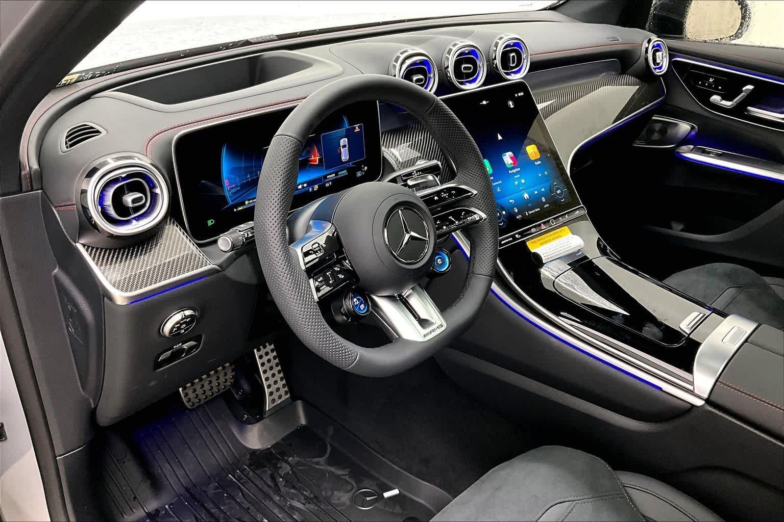 New 2026 MANUFAKTUR Alpine Grey Mercedes-Benz AMG® GLC 43 image 8