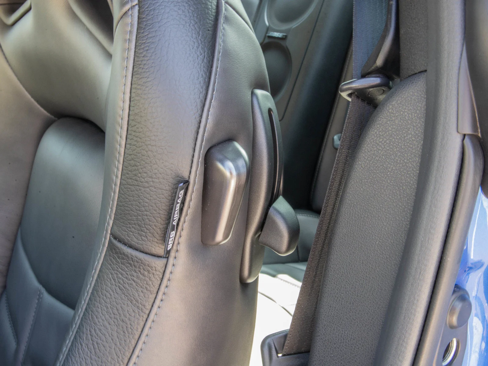 Used 2023 Bayside Blue QuadCoat Nissan Premium AWD image 23