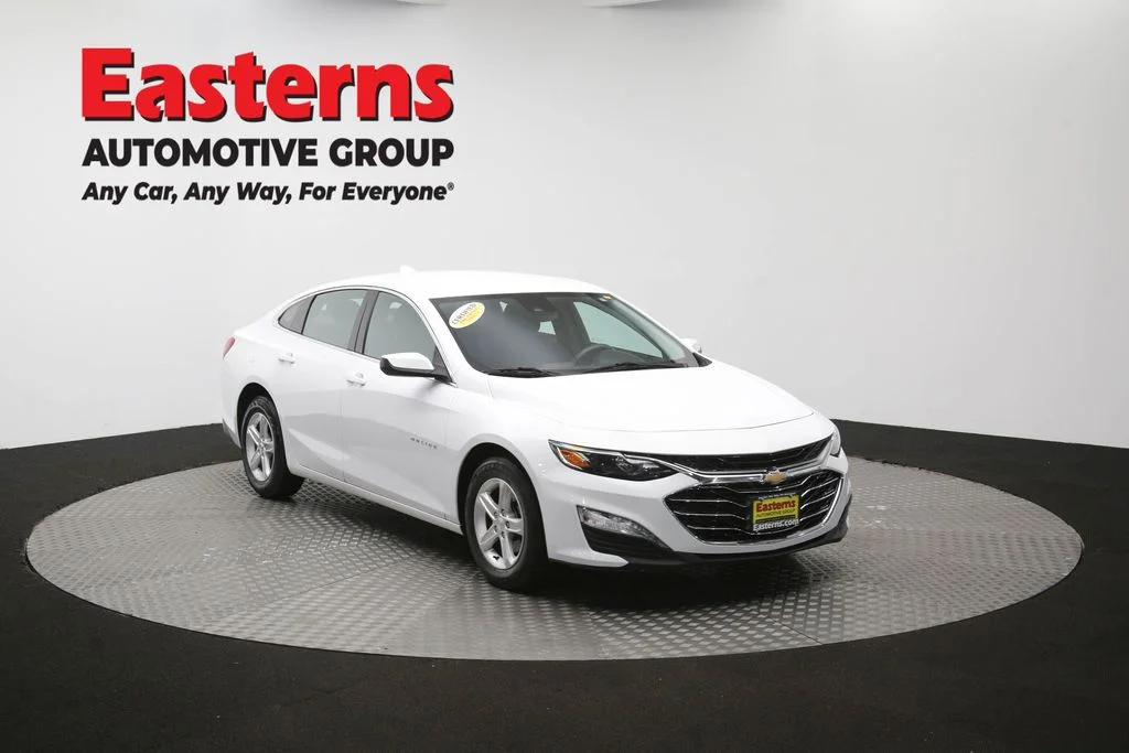 Used 2024 White Chevrolet LT image 49