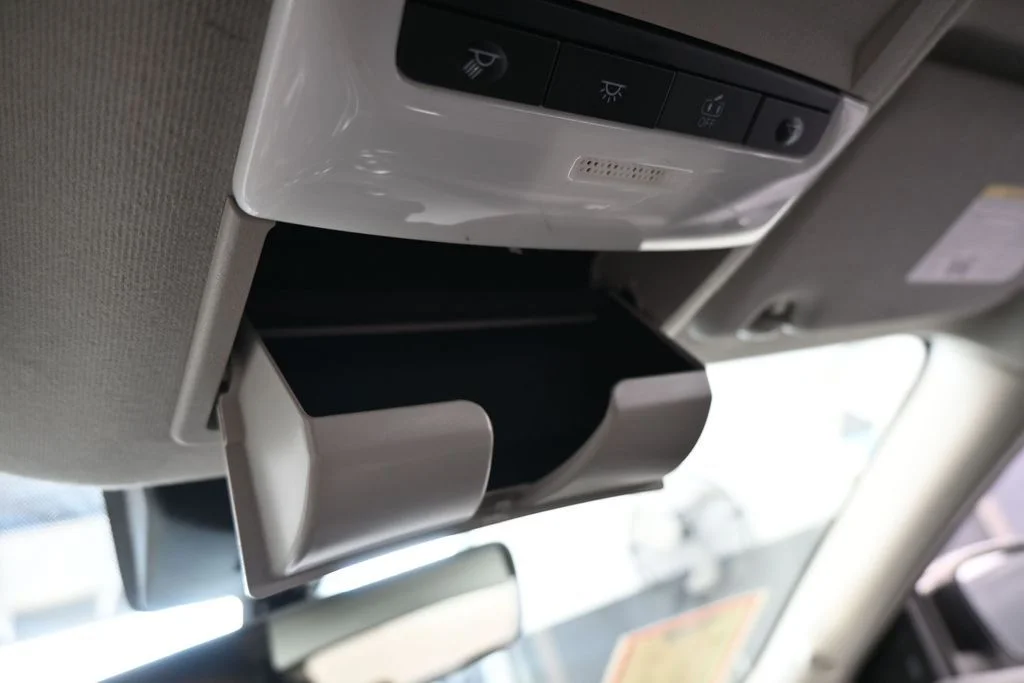 Used 2020 Aspen White Tricoat Nissan SR image 28