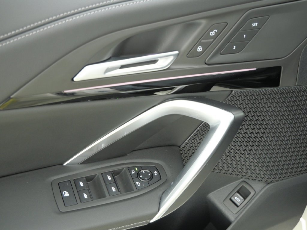 New 2027 Dune Grey Metallic BMW xDrive28i image 34
