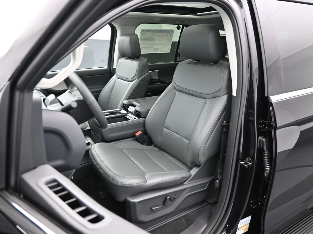 New 2026 Agate Black Metallic Ford Active image 8
