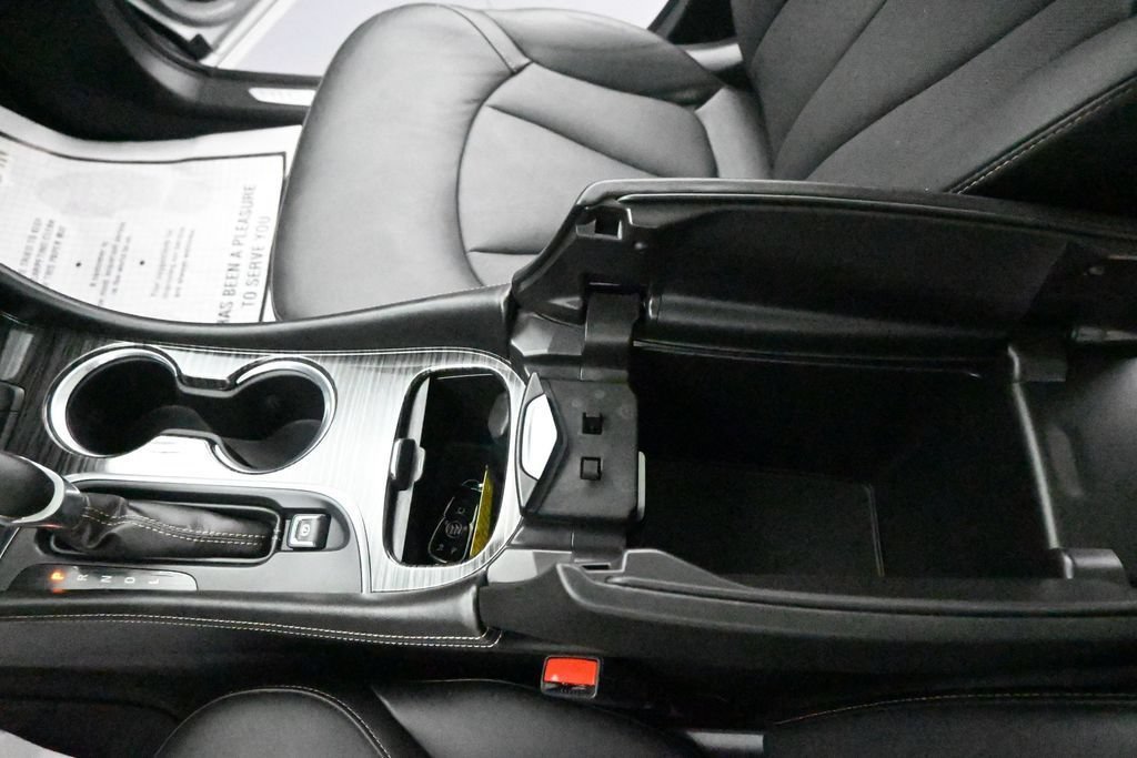 Used 2017 GALAXY SILVER METALLIC Buick Essence image 15