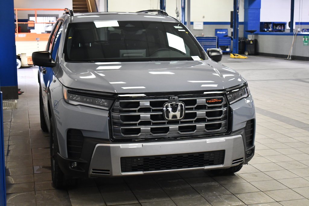 New 2026 Sonic Gray Pearl Honda TrailSport image 3