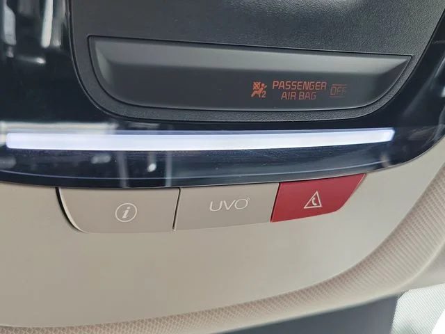 Certified Used 2022 Gray Kia SX image 21