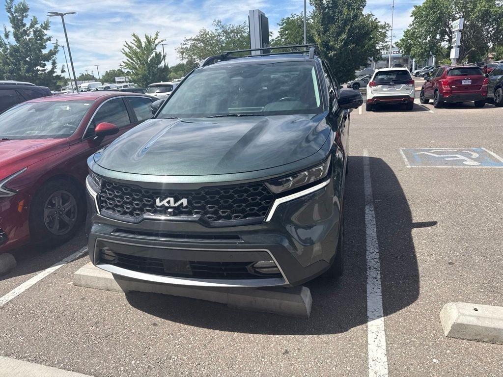 Used 2023 Green Kia X-Line SX Prestige image 3