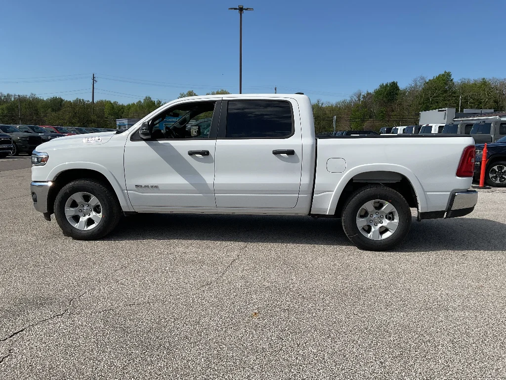 New 2026 Bright White Clearcoat RAM Big Horn Crew Cab 4x4 5