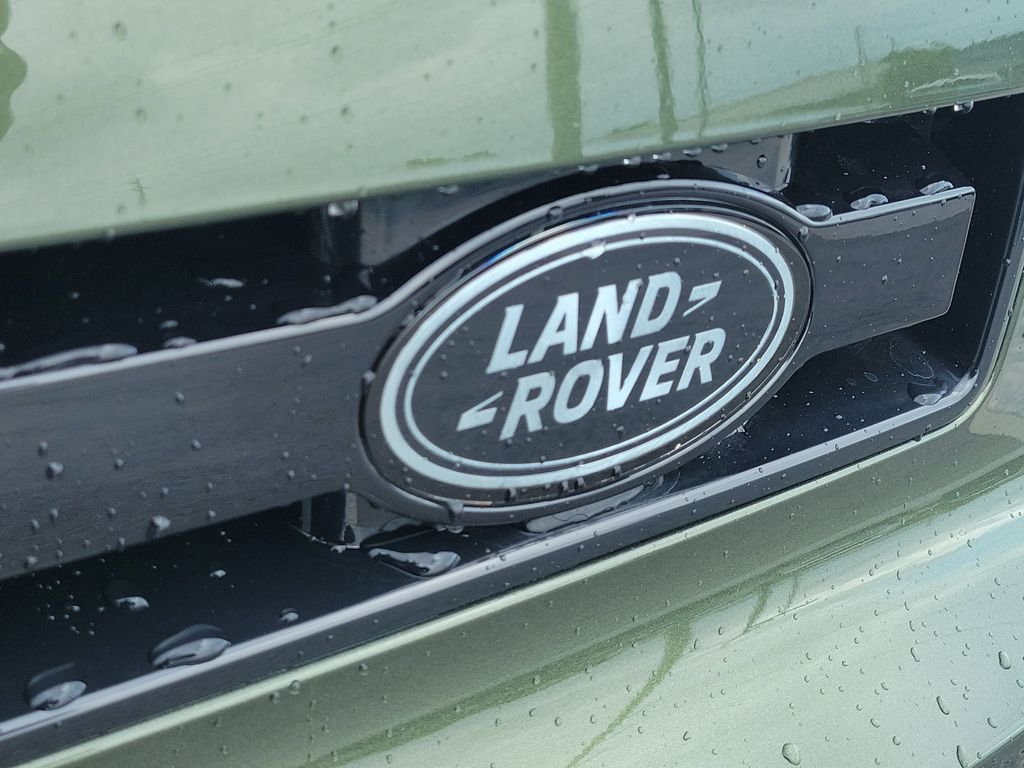 New 2026 Woolstone Green LAND ROVER X-Dynamic SE image 10