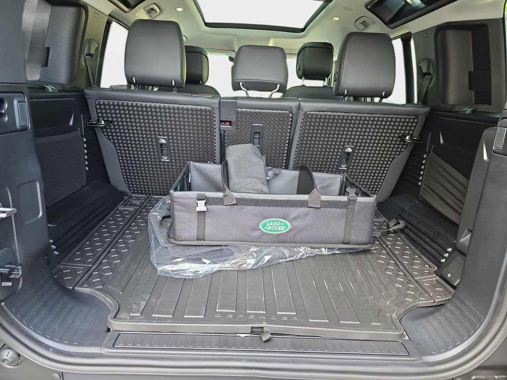 New 2026 Borasco Grey Land Rover S image 10