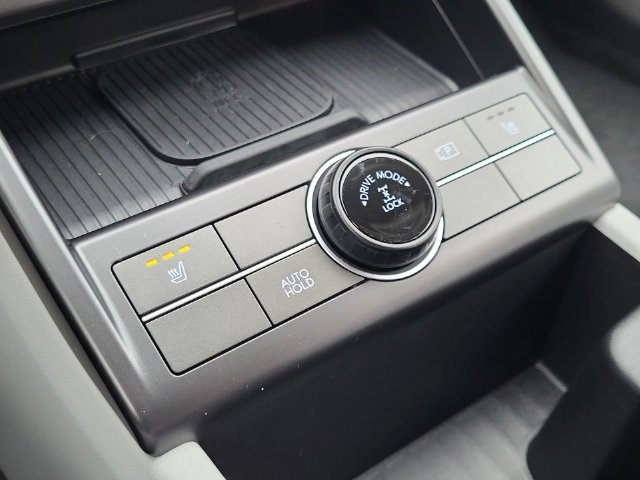 Certified Used 2024 White Hyundai SEL image 29