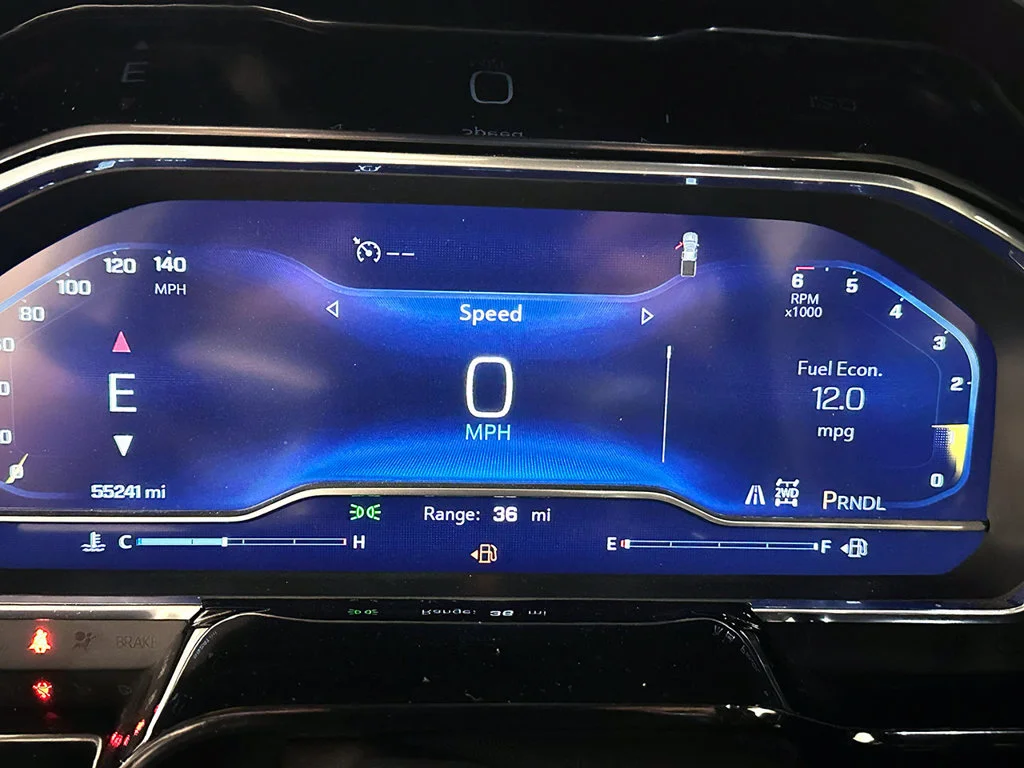 Used 2023 STERLING GRAY METALLIC Chevrolet LT image 31
