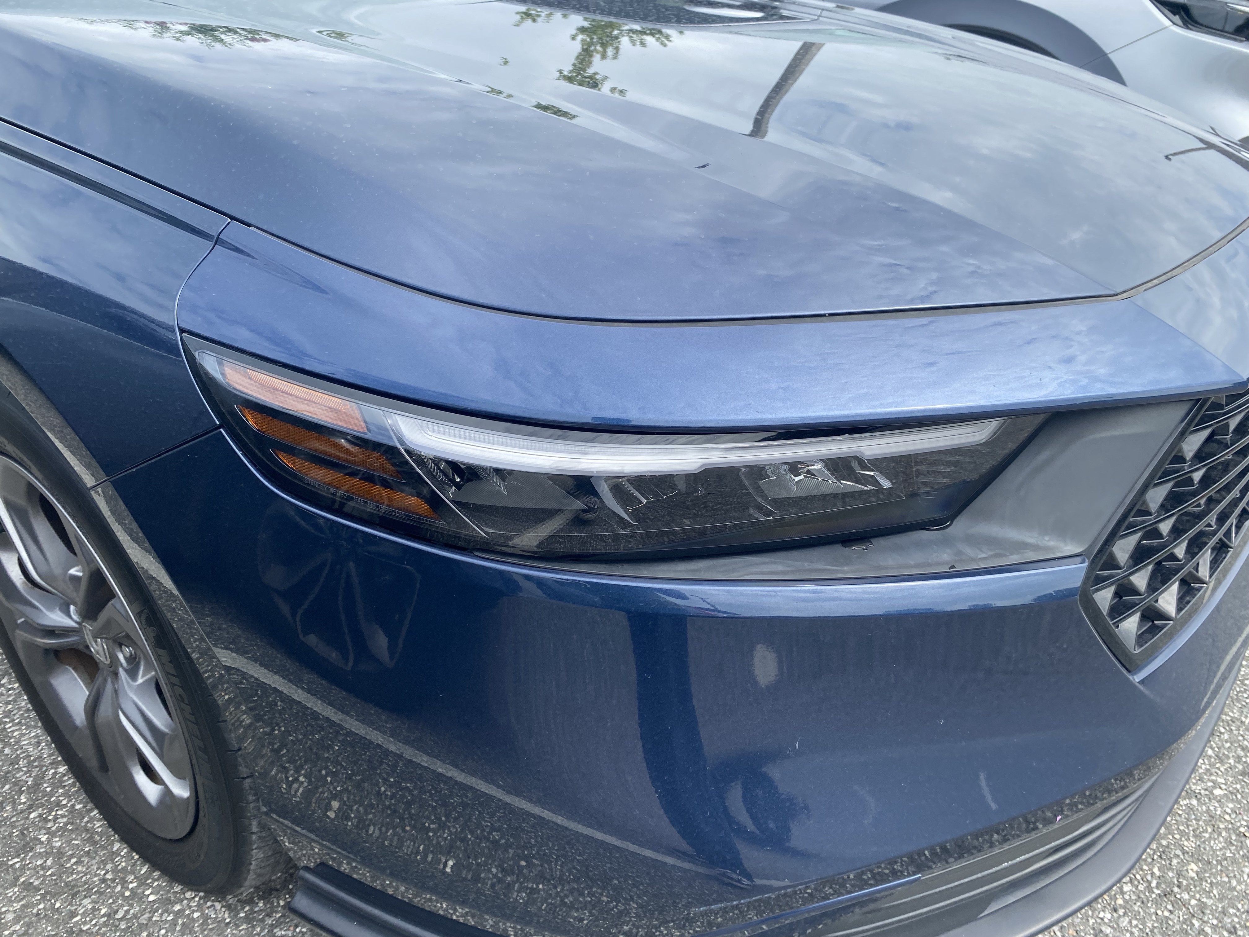 Used 2024 Canyon River Blue Metallic Honda EX image 4