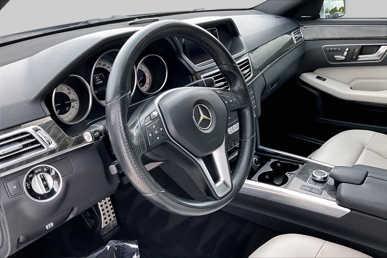 Used 2016 Iridium Silver Metallic Mercedes-Benz E 350 Sport image 16