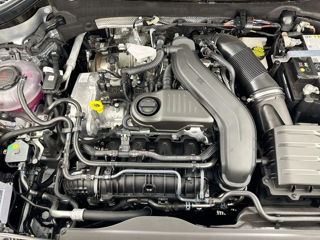 2026 Volkswagen Taos SEL - Photo 21