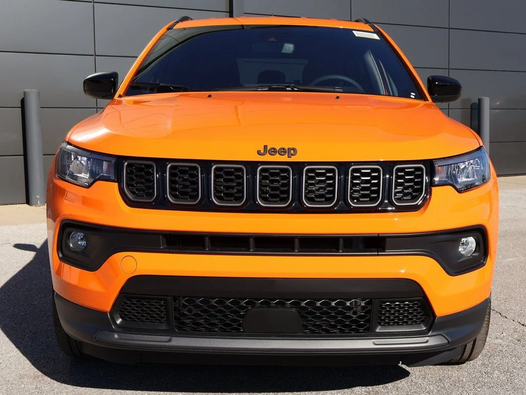 New 2026 Joose Exterior Paint Jeep Latitude image 7