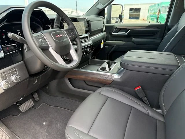New 2026 Onyx Black GMC SLT image 17
