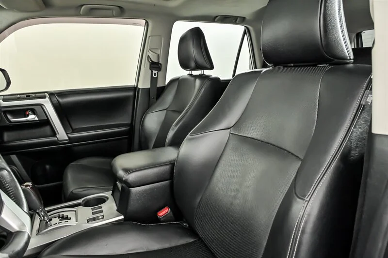 Used 2018 Blizzard Pearl Toyota Limited image 17
